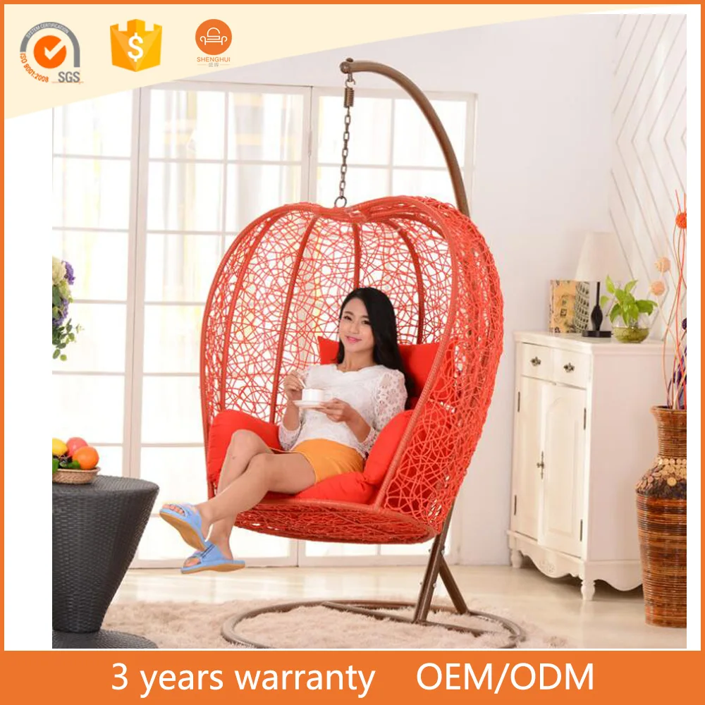 
Balcony Garden Handmade Egg Shaped Swing Rattan Chair / Reclining Outdoor Swing Chair 