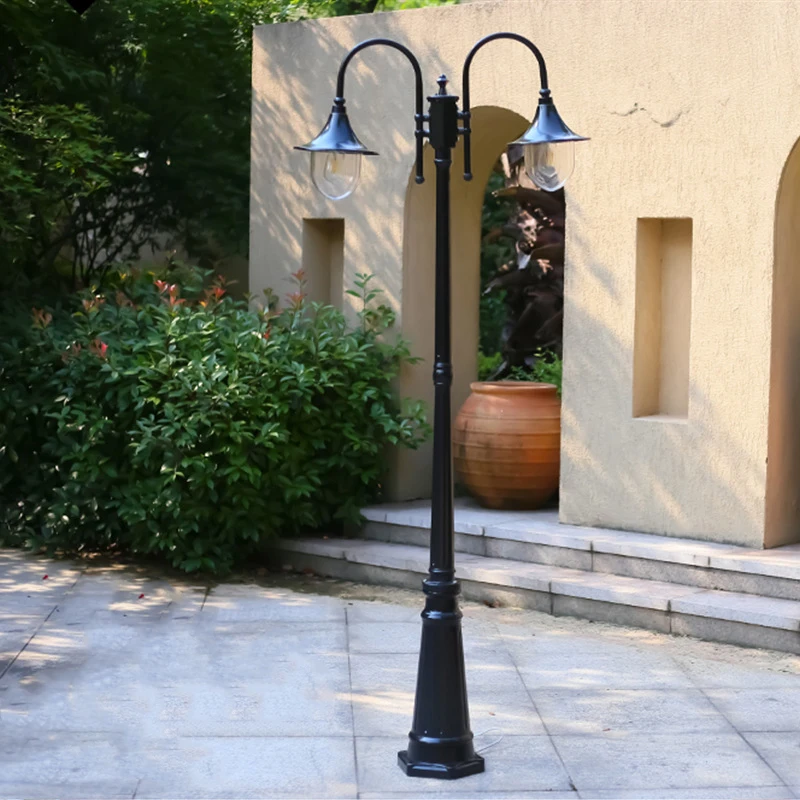 2019 New product outdoor IP65 waterproof solar powered 4W led garden light