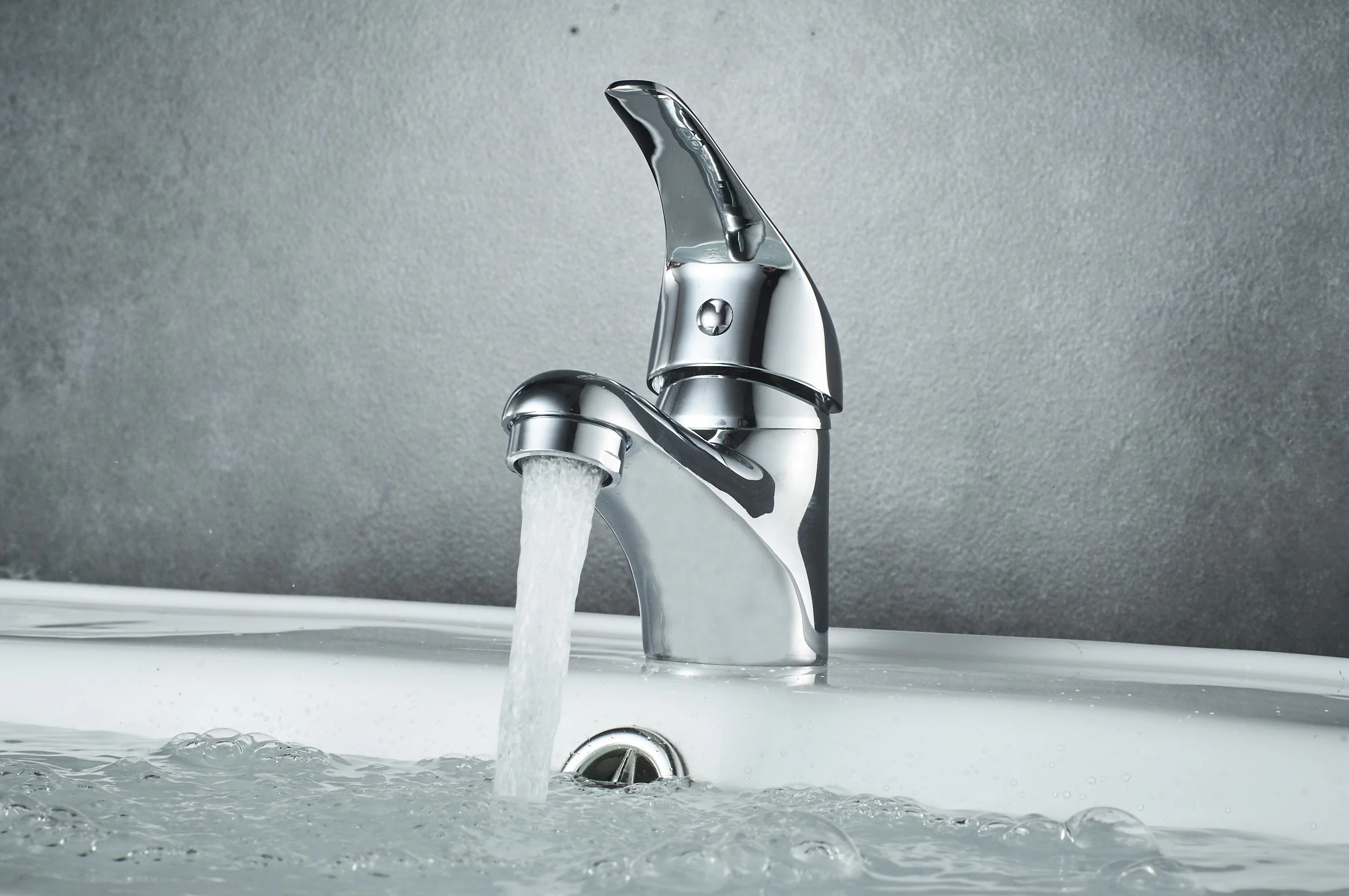 
Cheap Basin Mixer Taps Bathroom Faucets Chrome Basin Taps 