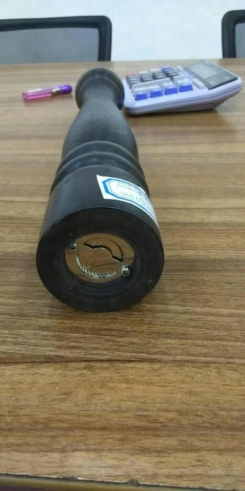 Wholesale Wood Salt and Pepper Grinder Set For Kitchen Use