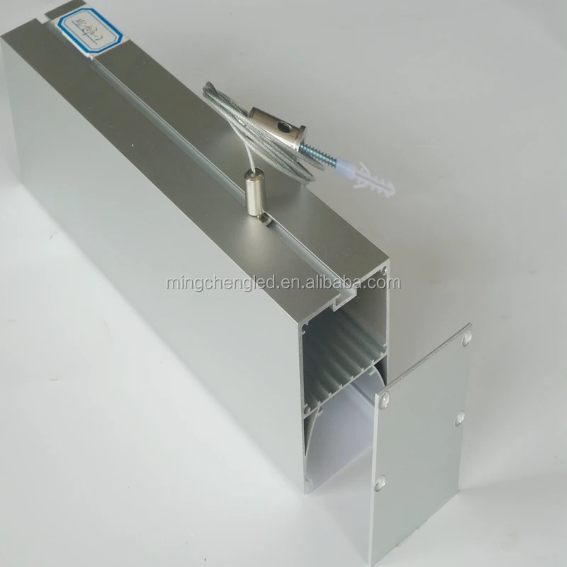 Линейный светодиодный свет жилье со строками и адаптации части