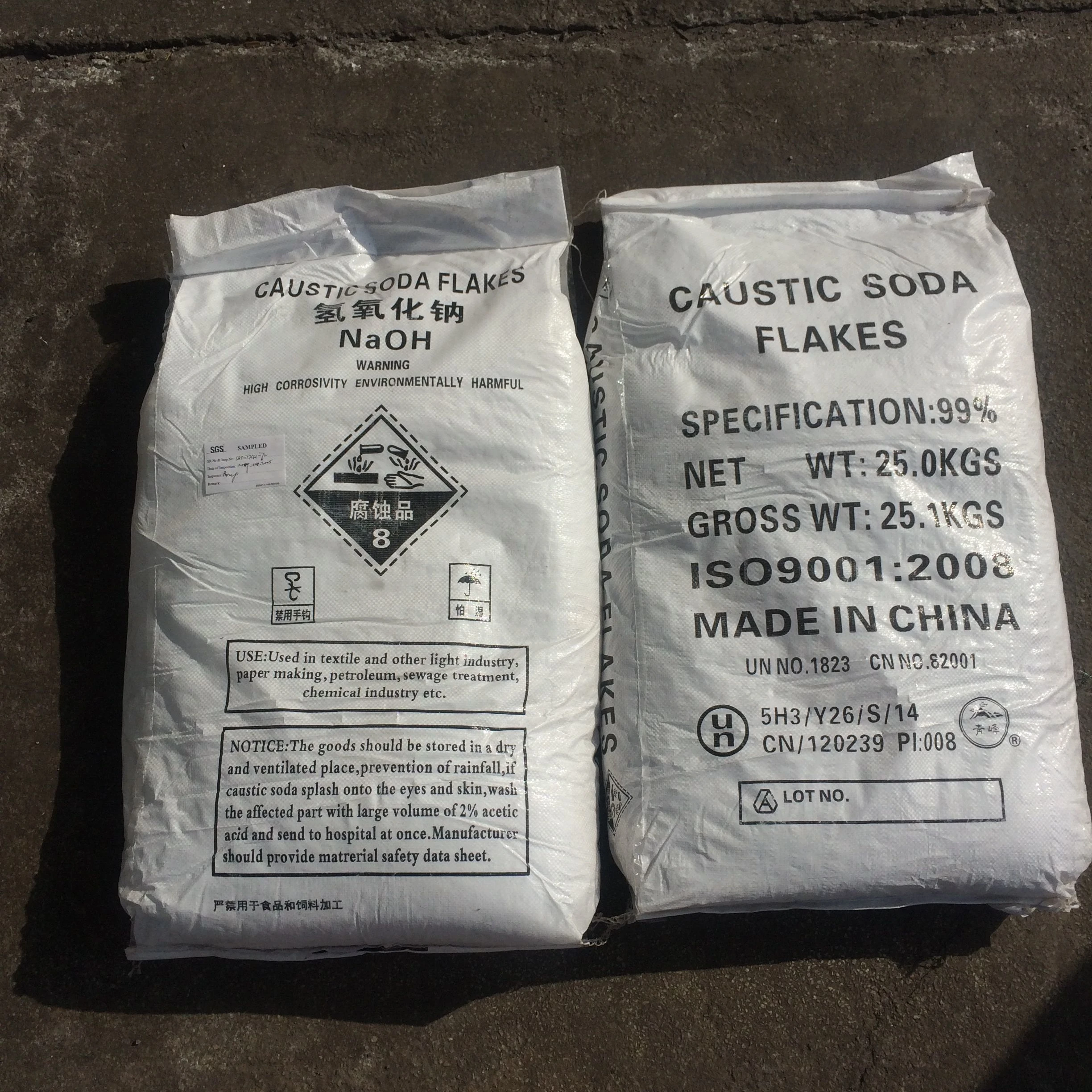 
CAS No.: 1310-73-2 IBC tank NaOH liquid sodium hydroxide solution 50% for soap 