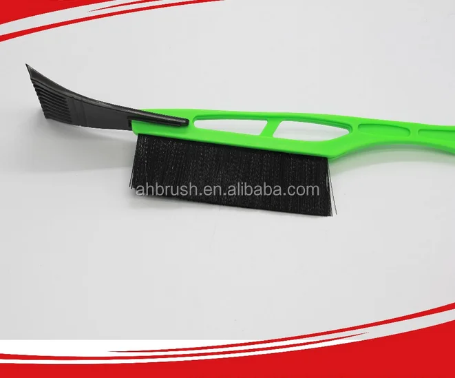 Автомобильный скребок для льда и снега