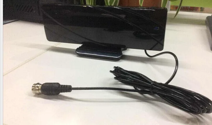 ТВ ЦИФРОВАЯ КОМНАТНАЯ АНТЕННА DVB-2 С УЛИЛЕТЕЛЕМ.ПРЕДНАЗНАЧЕНА ДЛЯ ПРИЁМА МВ+ДМВ СИГНАЛОВ БЛОКОМ ПИТАНИЯ