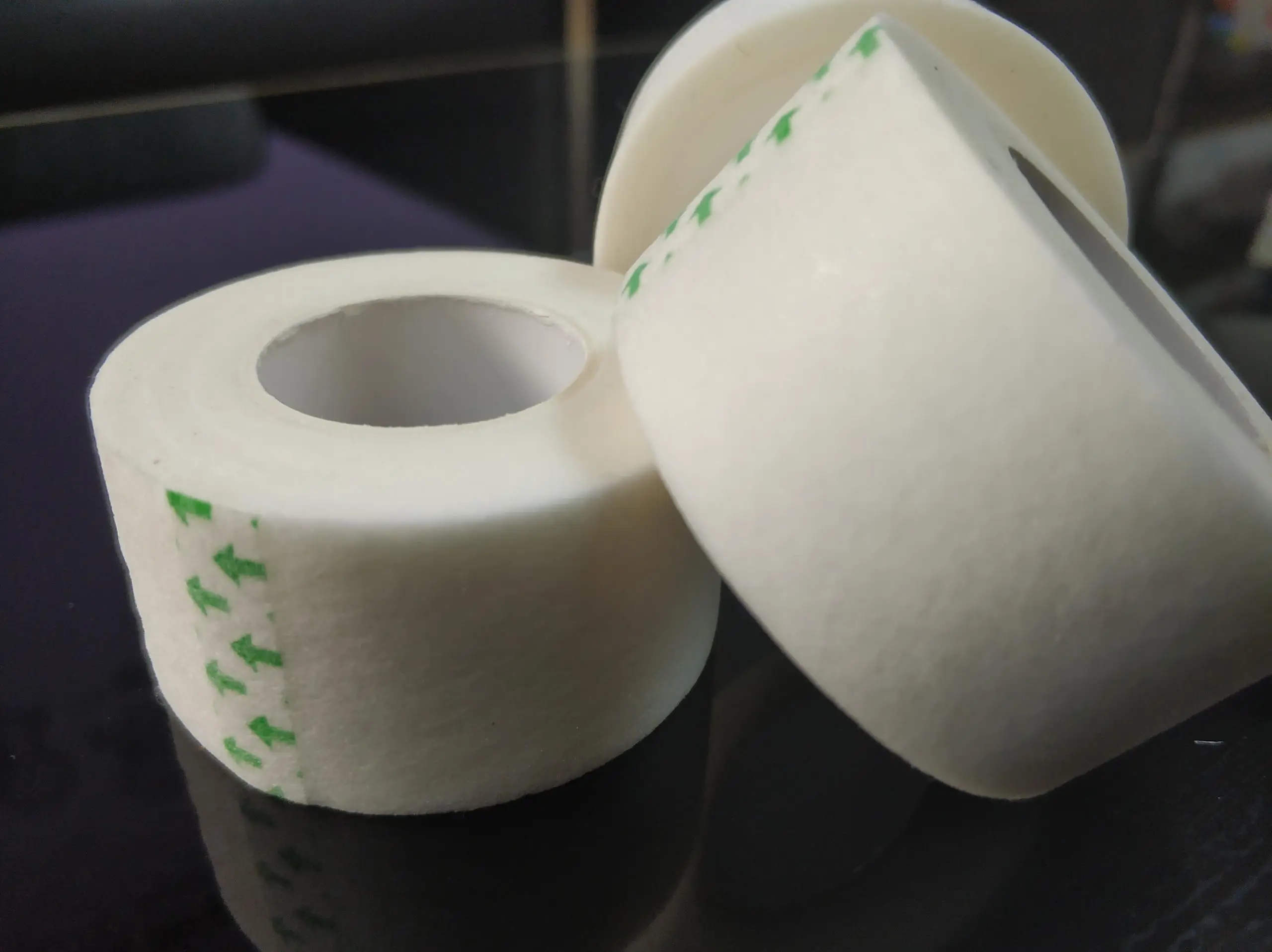 
Nonwoven fabric medical adhesive white tape surgical tape 