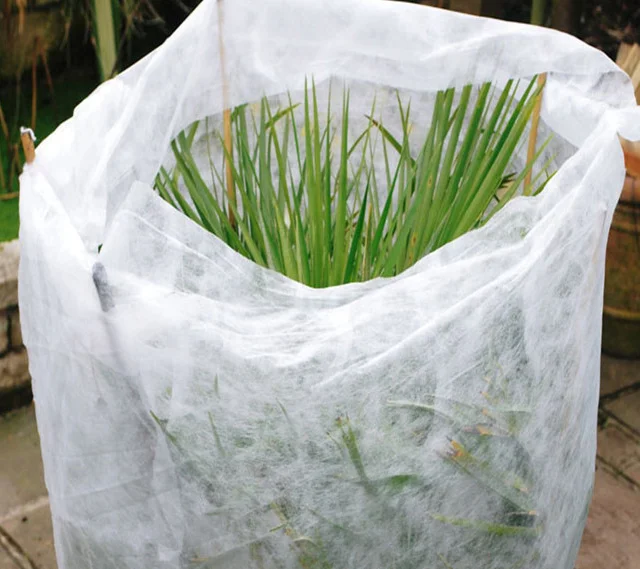 Nonwoven Disposable white Overalls/ 100% Polypropylene Fabric for Home Textile, Hospital, Agriculture, Bag