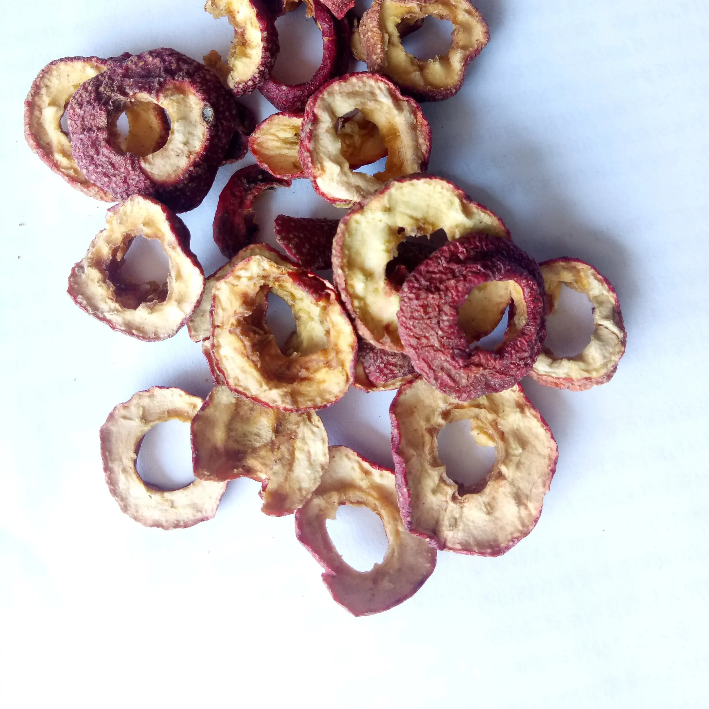 Натуральные высококачественные ягоды необработанной моногины, сушеные нарезанные Боярышники, фрукты на продажу