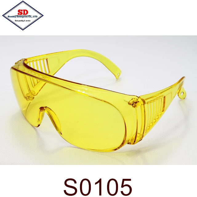 ANSI Z87.1 and CE EN166 standard.Safety spectacle safety glasses
