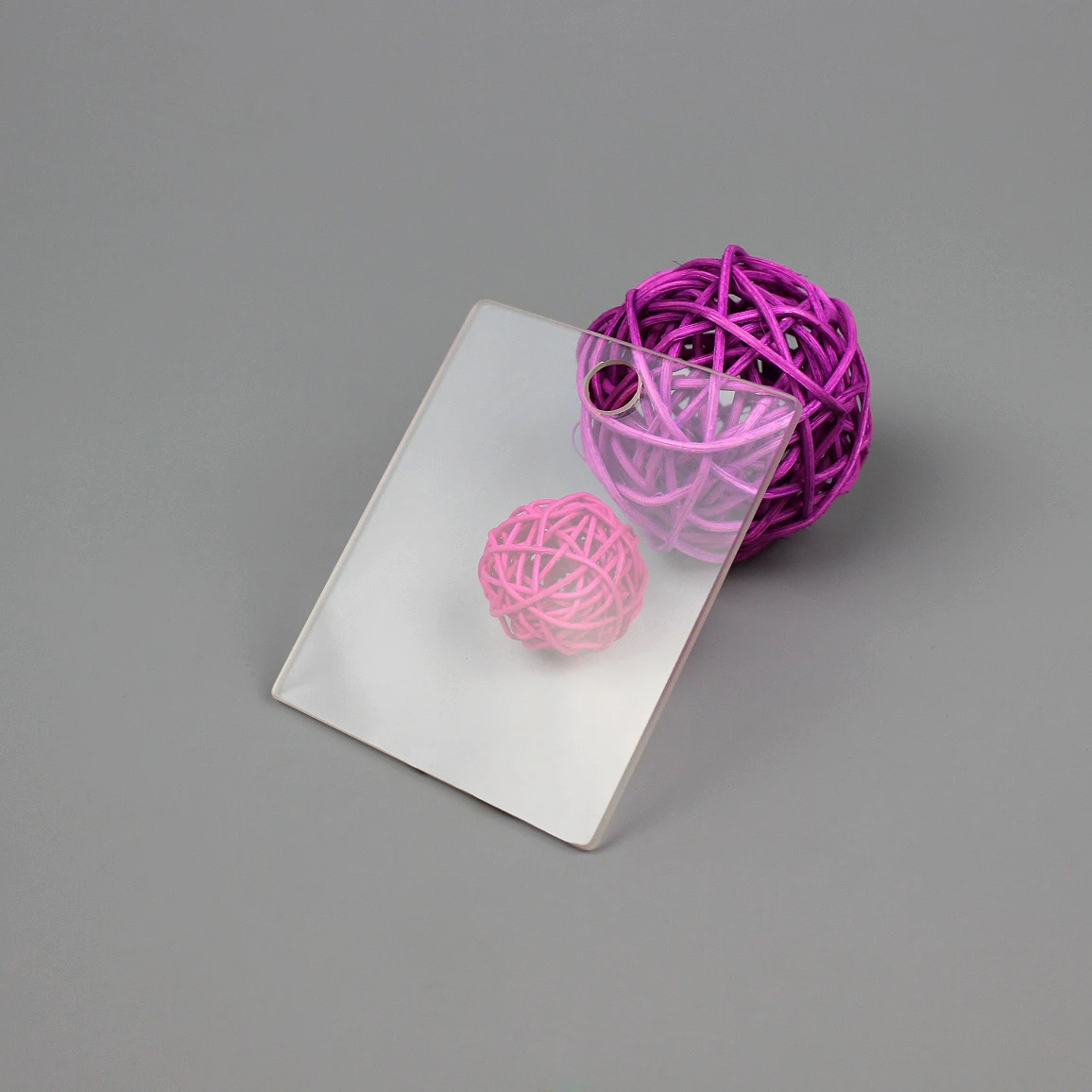 Polished quartz plate for heat shields