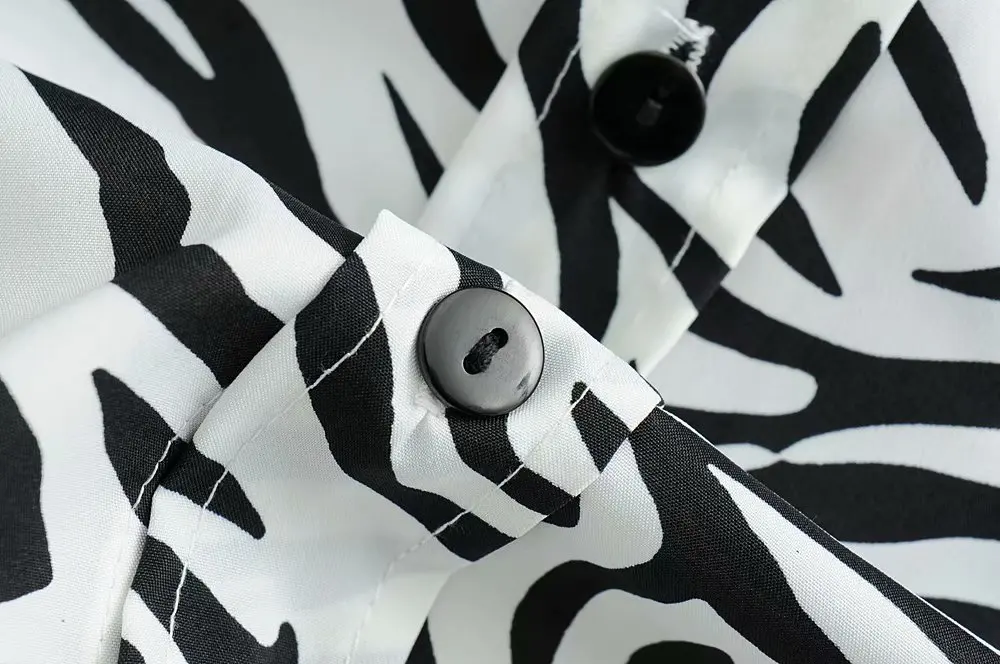 Good quality turn down collar animal print blouse women custom long sleeve shirt