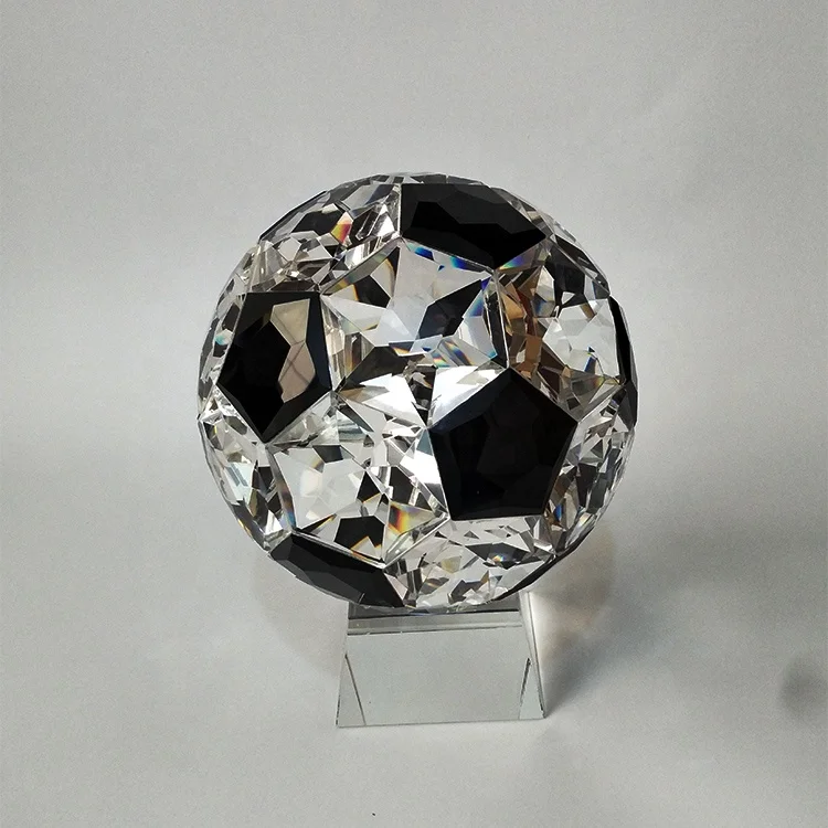 Luxury Fantasy Games Sports Soccer Crystal Football Ball Crystal Glass Polished Ball For Souvenir Gift