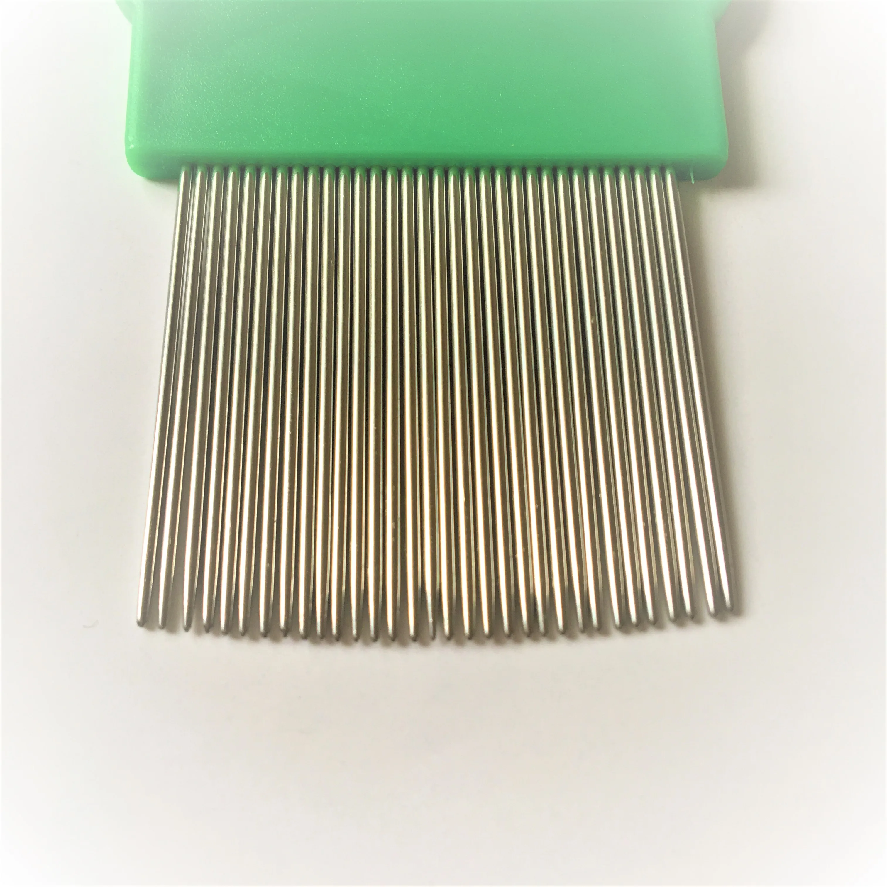 Grooved Pins Nit Free Terminator Lice Comb Professional Stainless Steel Louse and Nit Comb for Head Lice Treatment