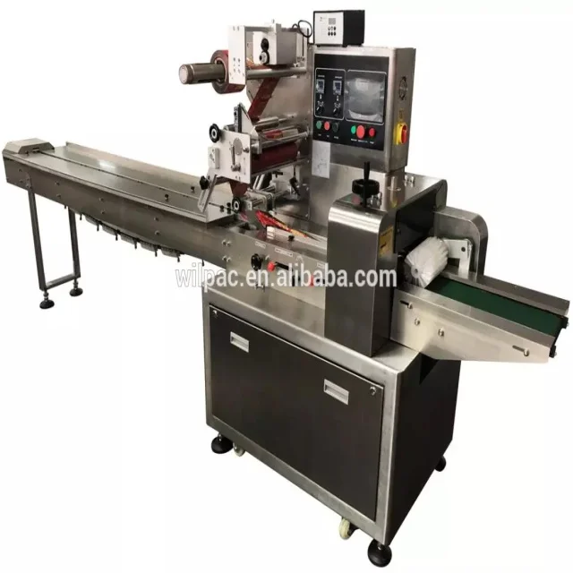 Disposable plastic cutlery horizontal packing machine flow wrapping packing machine for plastic fork/spoon/knife