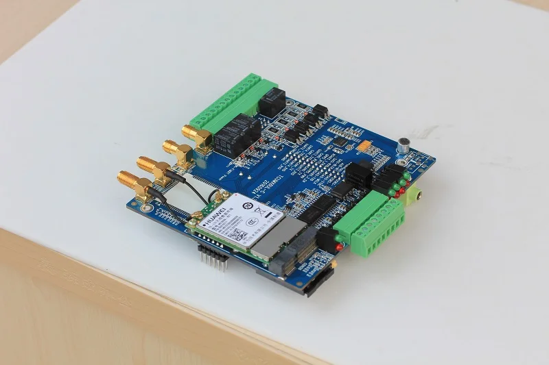i.MX6UL Linux Development Board iMX6UL With 4G Module ME909S-821