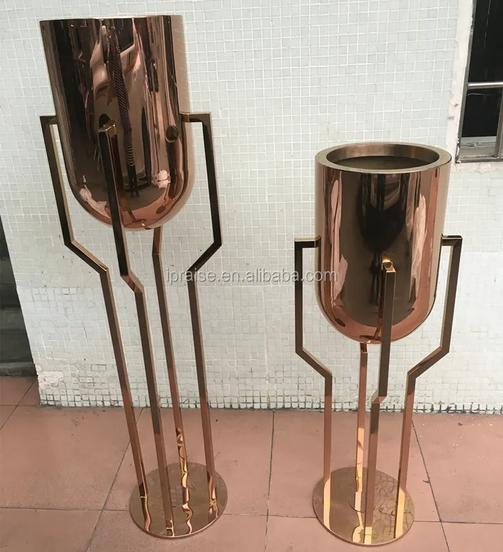 Modern metal black tall elegant vases with iron stand