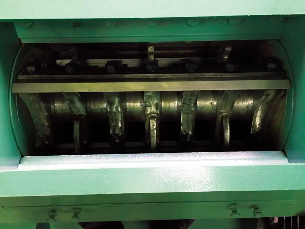 Мощная машина для дробления поролона