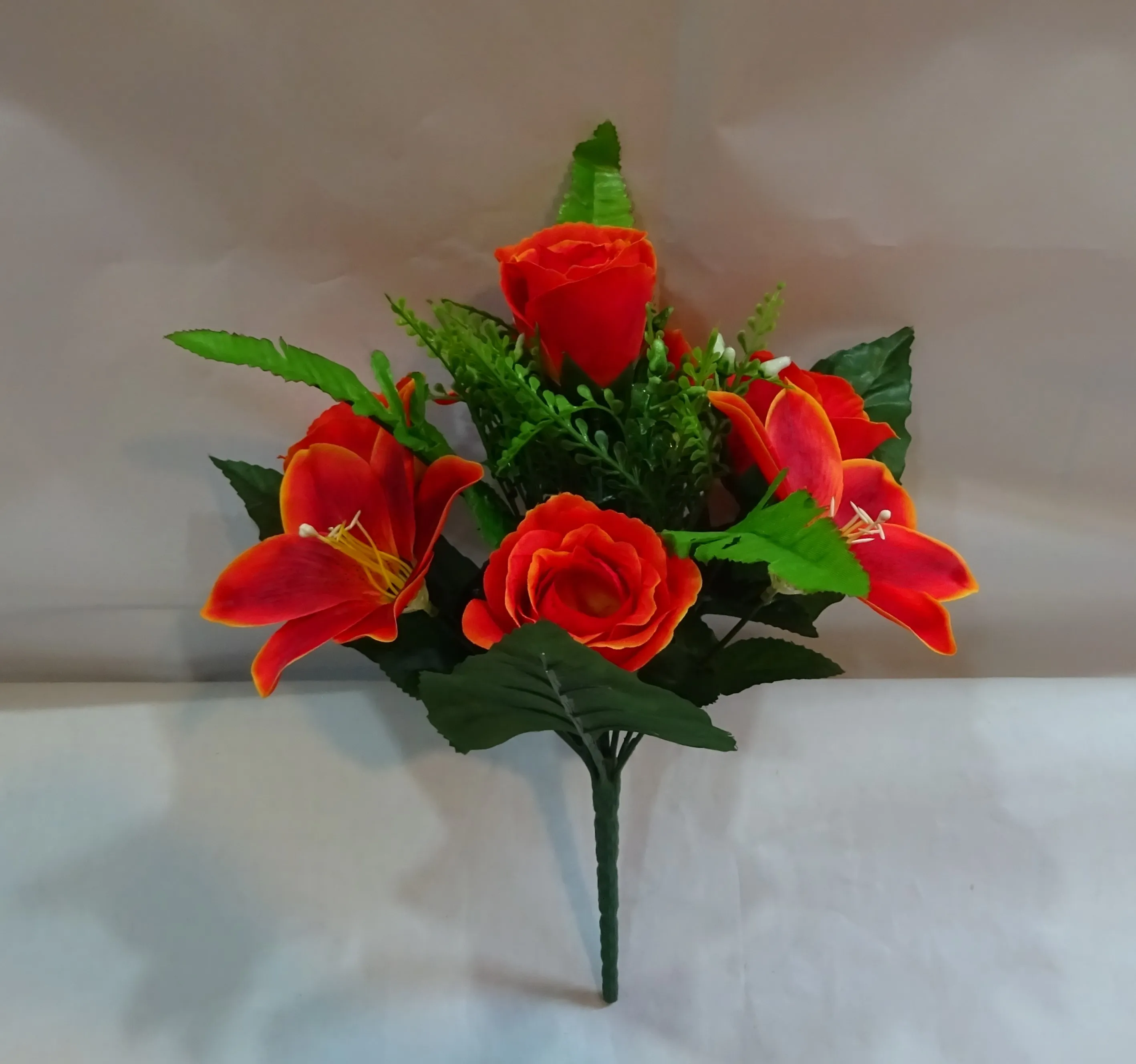 123HY036-10  10 heads Red artificial tiger lily flower mix rose flower bouquet
