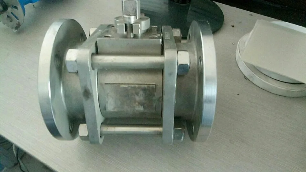 
Fully lined ceramic ball valve for different sizes 