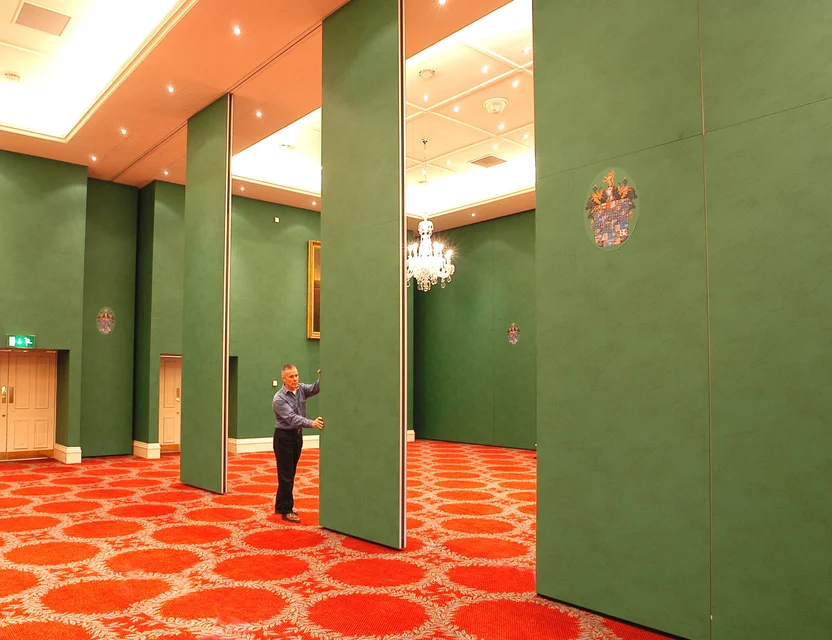 Banquet hall movable partition restaurant acoustic movable partition wall with cheap price
