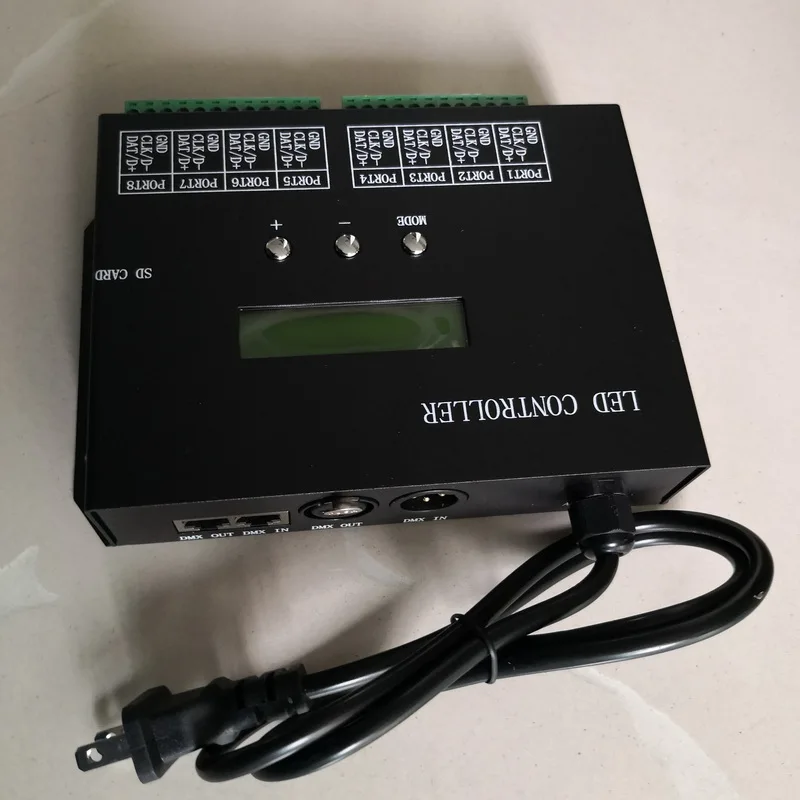 DMX Console dmx led controller can control 8x1024 pixel High quality SPI led controller with 8 outputs