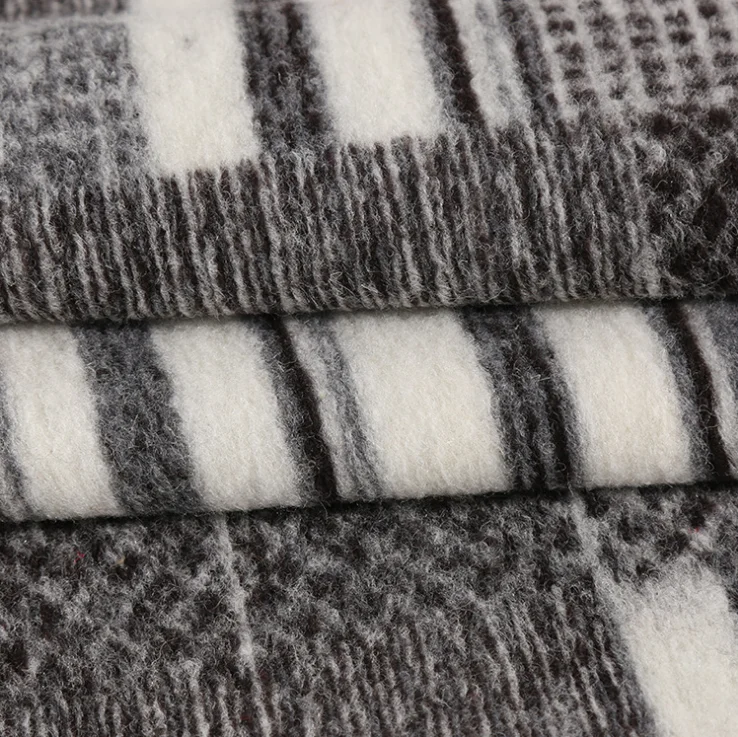 80%wool jacquard knit check pattern boiled woolen fabric for garment LYKW123