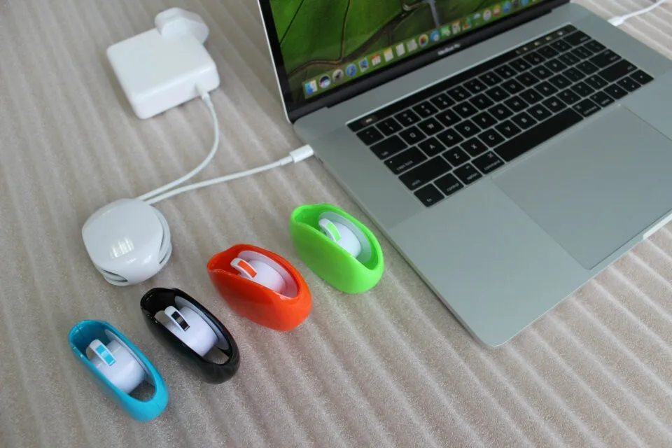 Retractable automatic cord rewinder