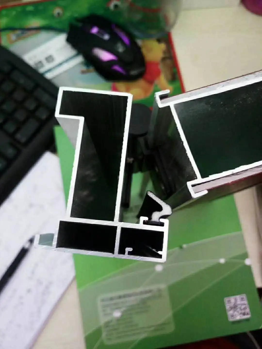 Impact resistance aluminum door sealing profiles production unit