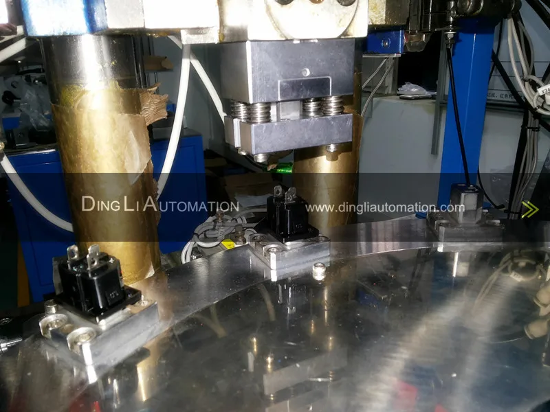 
Automatic Rocker Switch Assembly Machine 