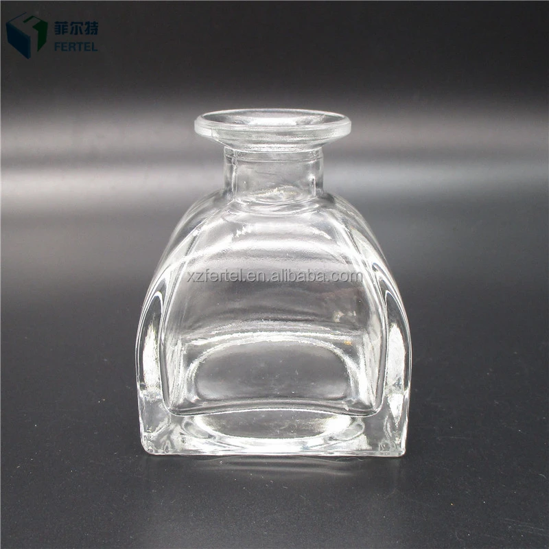
50ml Mongolian Yurt Shaped Reed Diffuser Glass Aroma Bottle With Inner Cork And Wood Stick 
