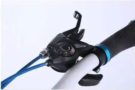 Велосипедные шины разных цветов для езды по снегу