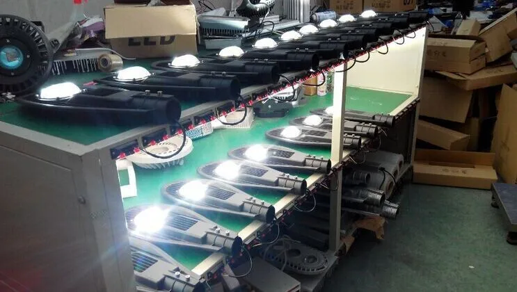 100W Solar LED Street Light High Quality 5 Years Warranty