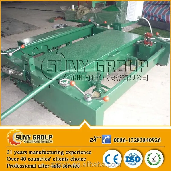 running / rubber road paver machine