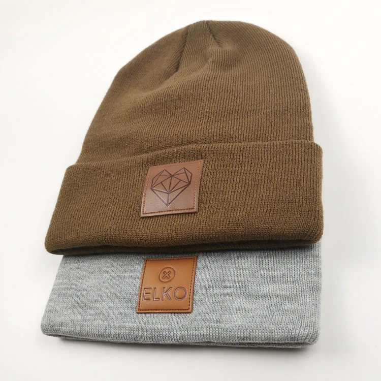 Принимаем заказы любого размера, кожаные пластыри, акриловые шапочки