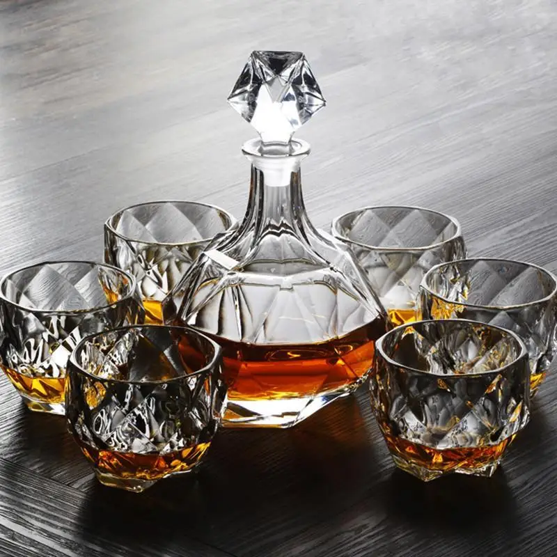 
7-Piece Everest Whiskey Decanter Set Scotch Decanter with Stopper Elegant Dishwasher Safe Glass set 