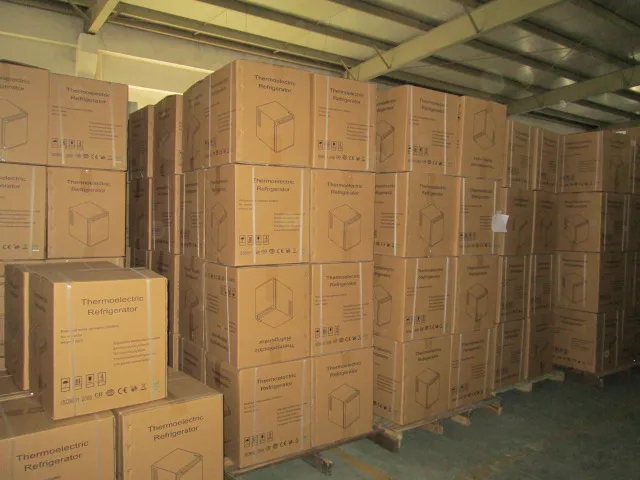 CICO 42L Mini Bar Fridge Refrigerator Door Fridge BC-42A with Glass Portable Rv Door Compact Hotel Minibar 70 White or Black 220