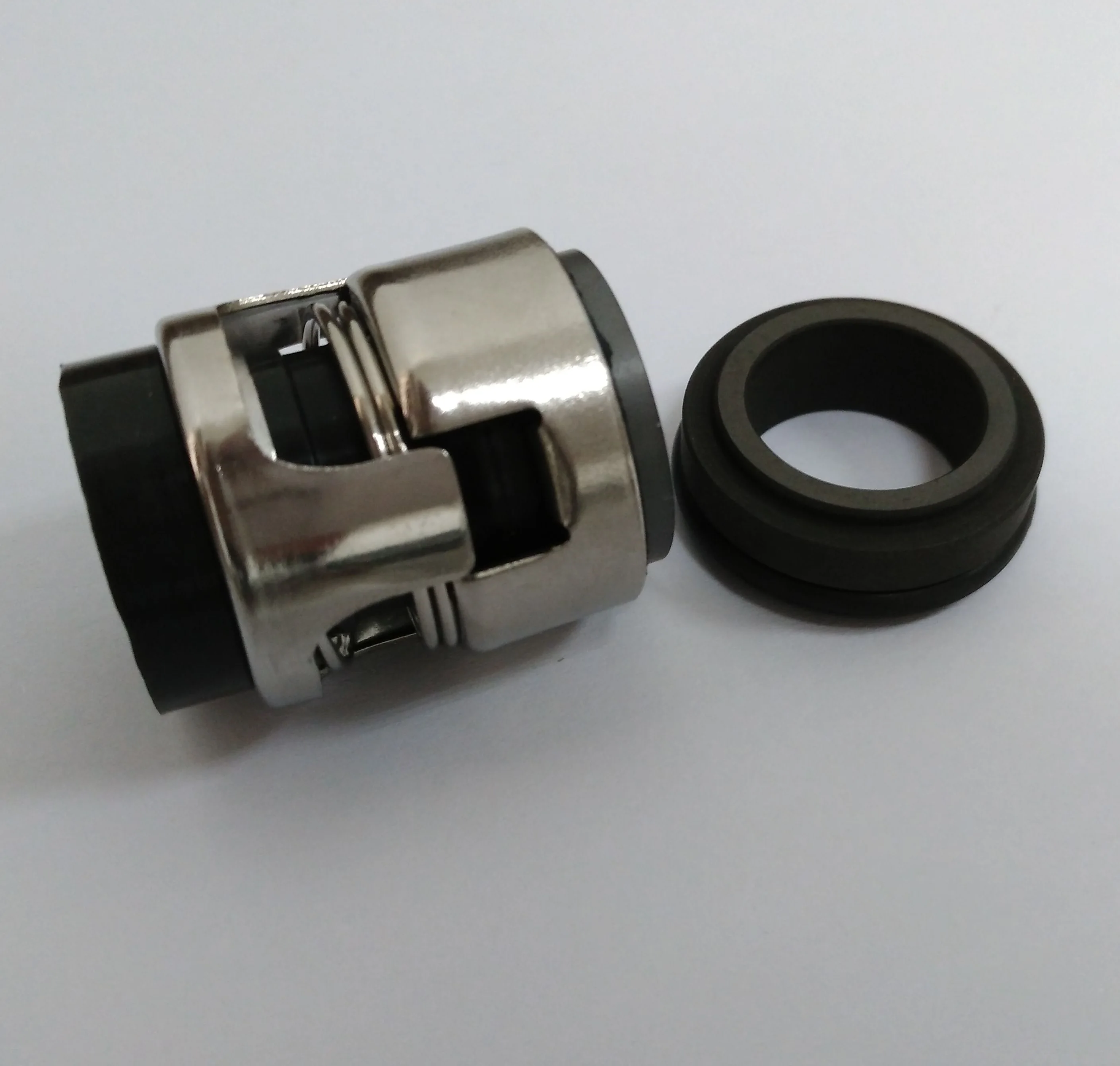 Factory direct sales of water pump seal  GLF-B