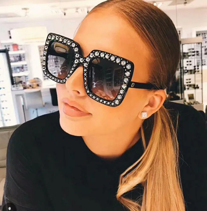 15982 Best Selling New Fashionable Women Diamond Studded Oversize Square Sunglasses