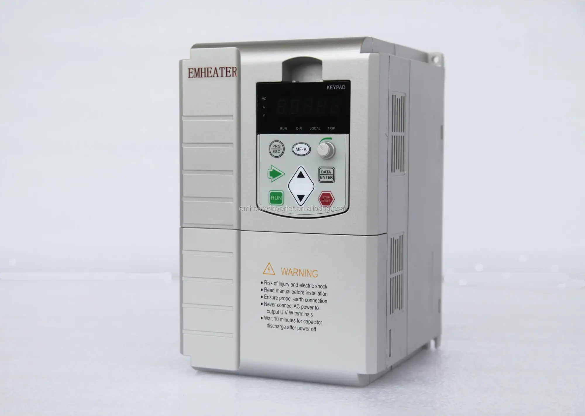 MPPT voltage range 350V to 750V DC  three phase output AC 380V 11KW solar pump inverter for Mauritius market