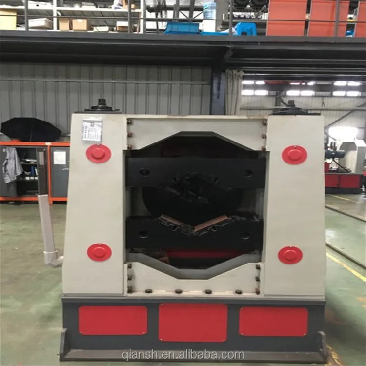 High speed pipe end beveling machine (top & bottom synchronous centering clamping)