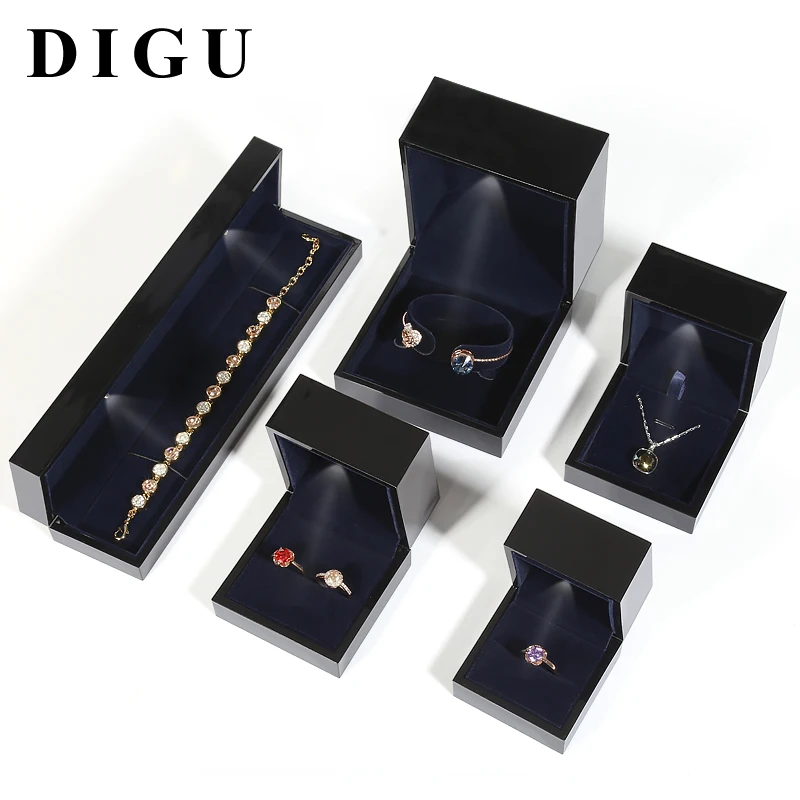 Digu  black lacquer logo silk screen luxury led jewellery package custom ring boxes jewelry box with lights