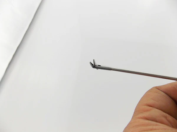 Different types of forceps (Bronchoscope surgical instruments)