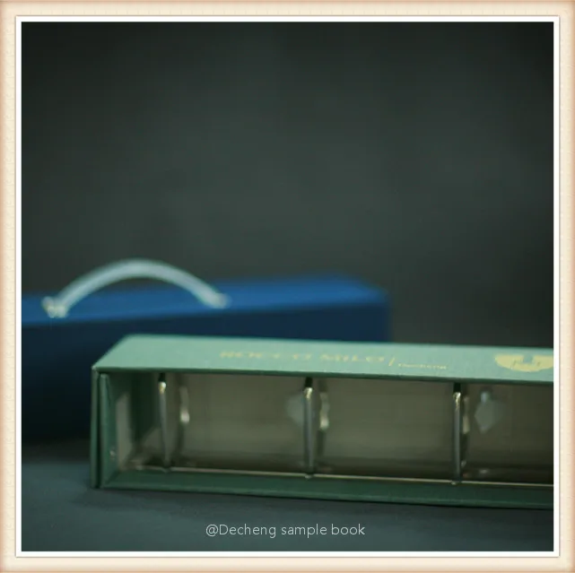 Fabric Sample Hanger/Header/Folder