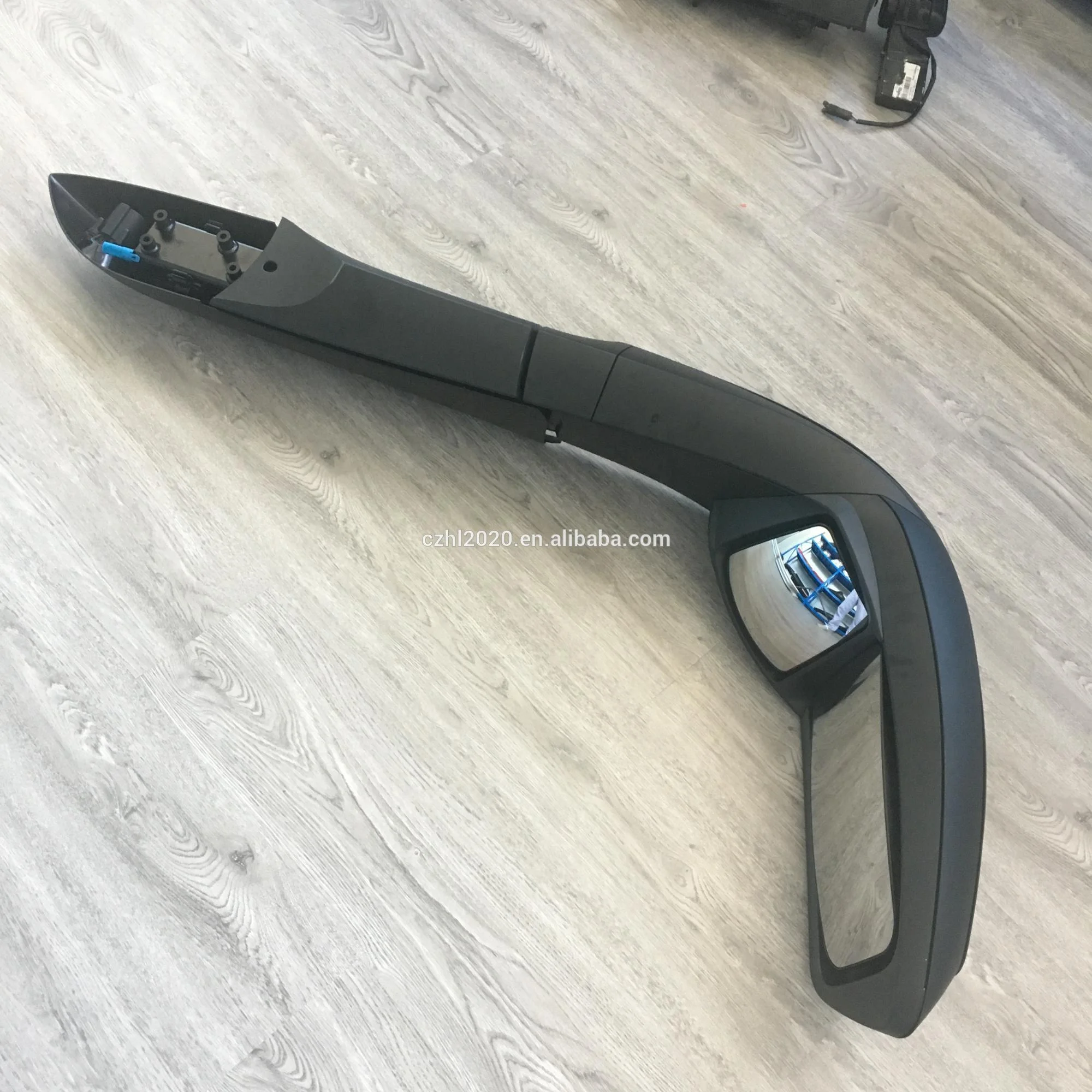 Batch supply  bus rear-view mirror, electric 24V.