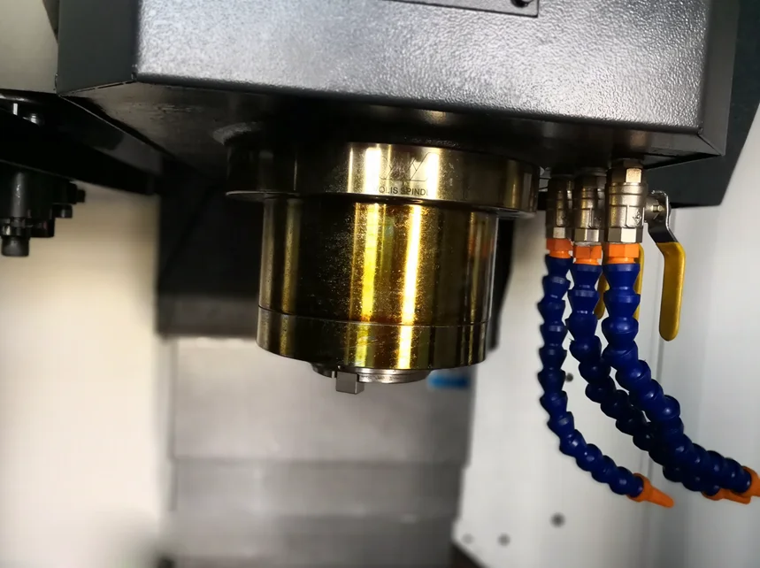 
VMC850 linear guide rail milling machine CNC Vertical machining center 