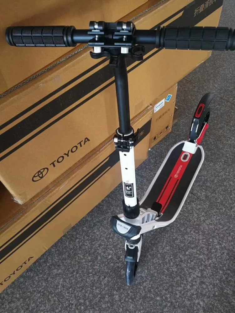 Алюминиевый Pro складной автомобиль/городской пуш-ап 2 большое колесо ножная педаль взрослый самокат оптовая фабрика изготовленный на заказ логотип Складной Скутеры