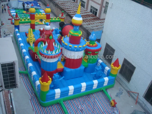 Outdoor or indoor themed inflatable amusement parks , custom inflatable bouncer theme park