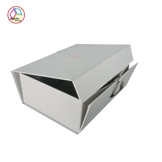 Custom ribbon closure magnetic empty gift box for gift packaging