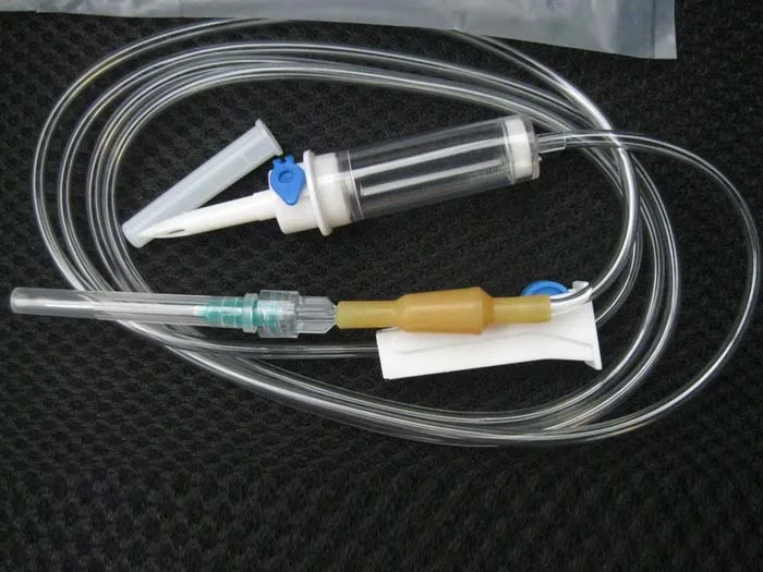 Medical and Disposable Sterilized Hypodermic IV Infusion Set with Luer Slip or Luer Lock on the Needle