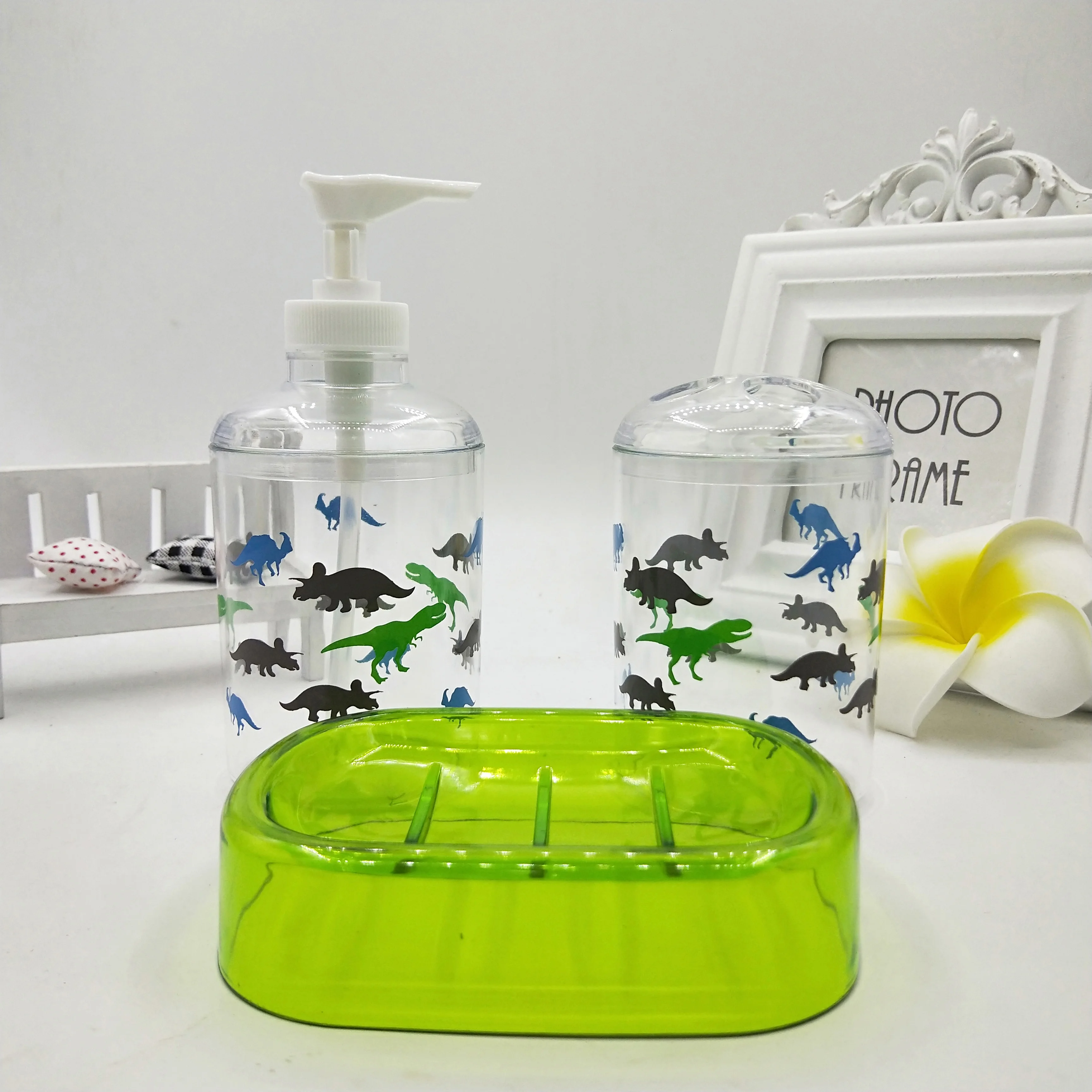 3pcs Plastic Bathroom Accessory Set Luxury Bath Accessories Bath Set Lotion Bottles, Toothbrush Holder, Soap Dish