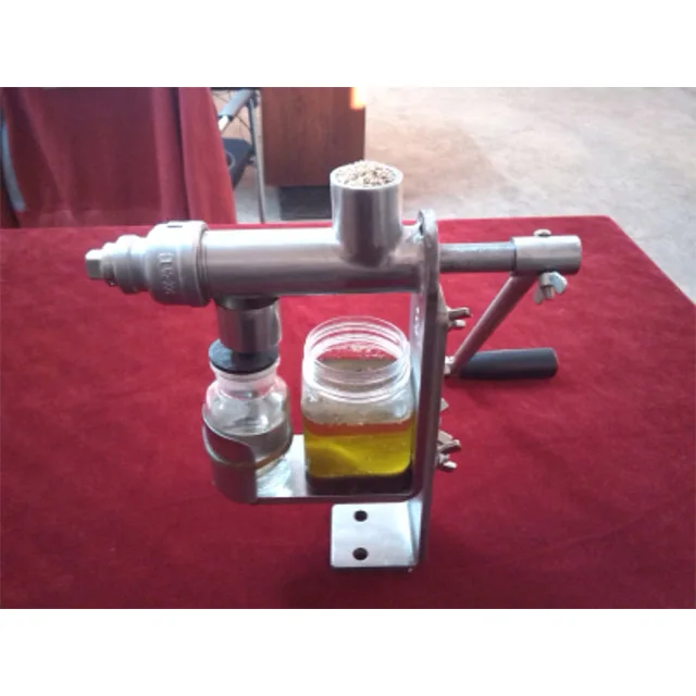 Small manual portable sunflower seed oil extraction sesame oil making press machine for sale